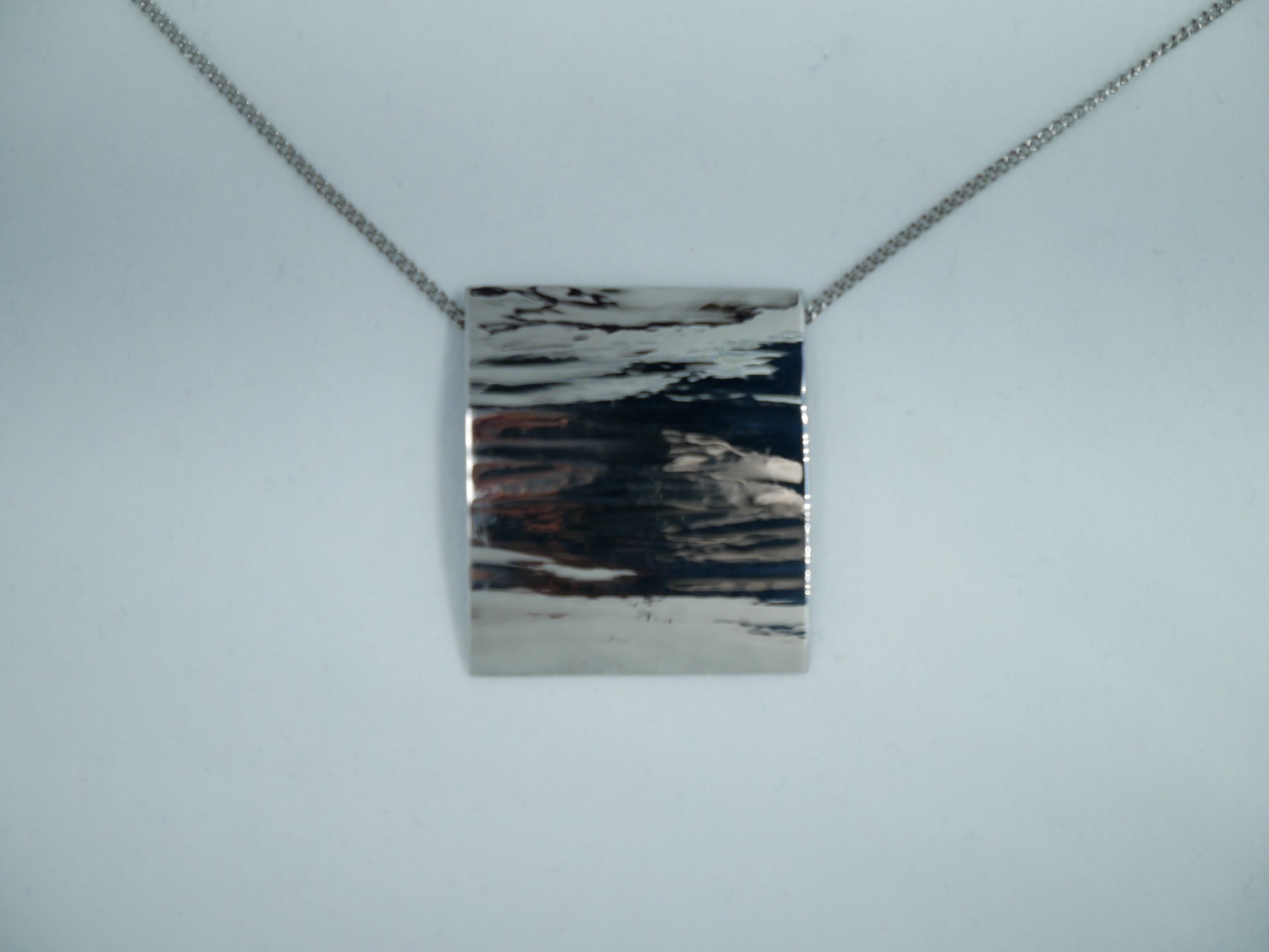 přívěsek ručně vyráběný z chirurgické oceli(316L) ZOTA