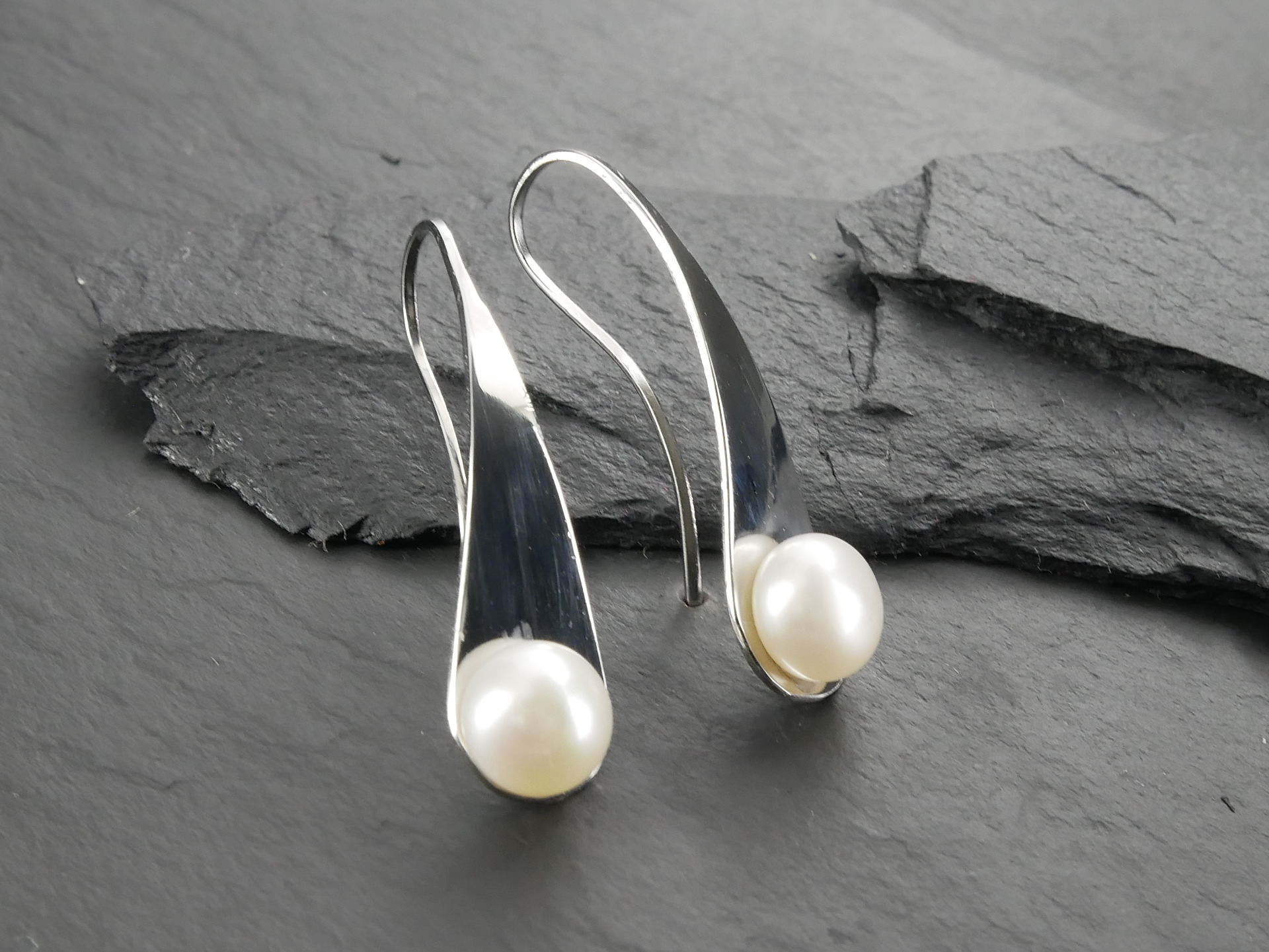 nerezové perlové náušnice visací z chirurgické oceli(316L)ZOTA