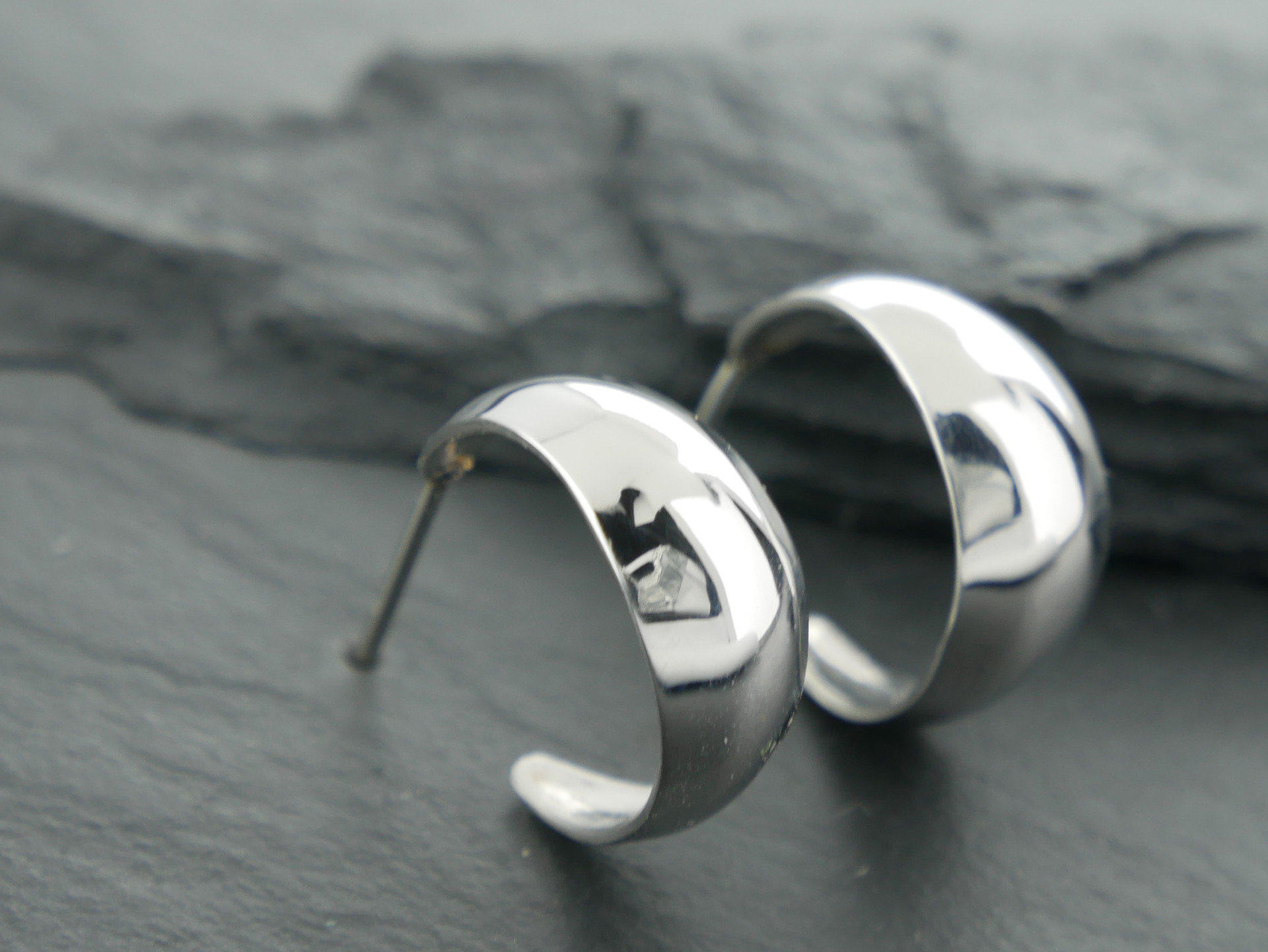 nerezové náušnice puzetové z chirurgické oceli(316L) ZOTA