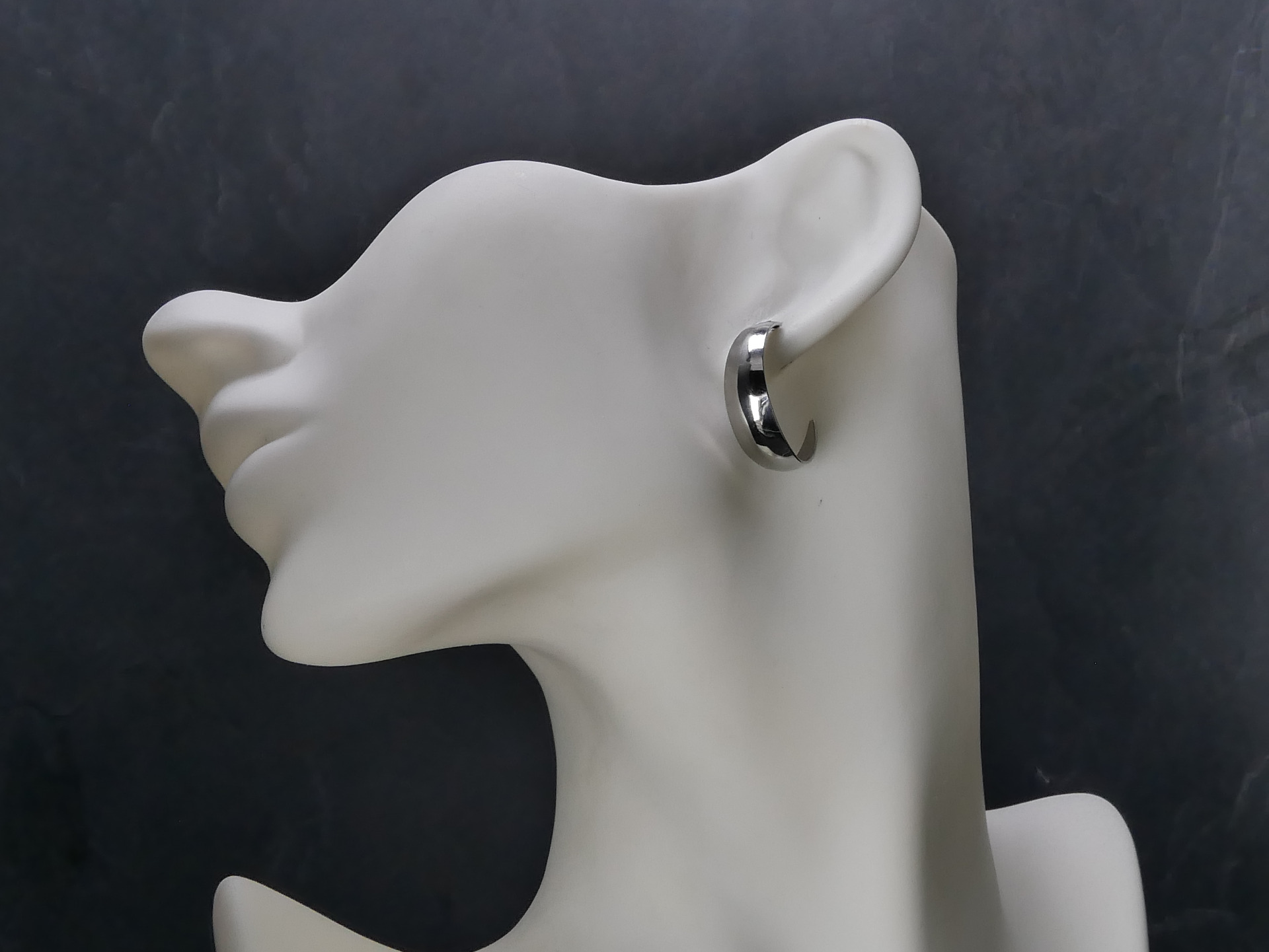 nerezové náušnice puzetové z chirurgické oceli(316L) ZOTA