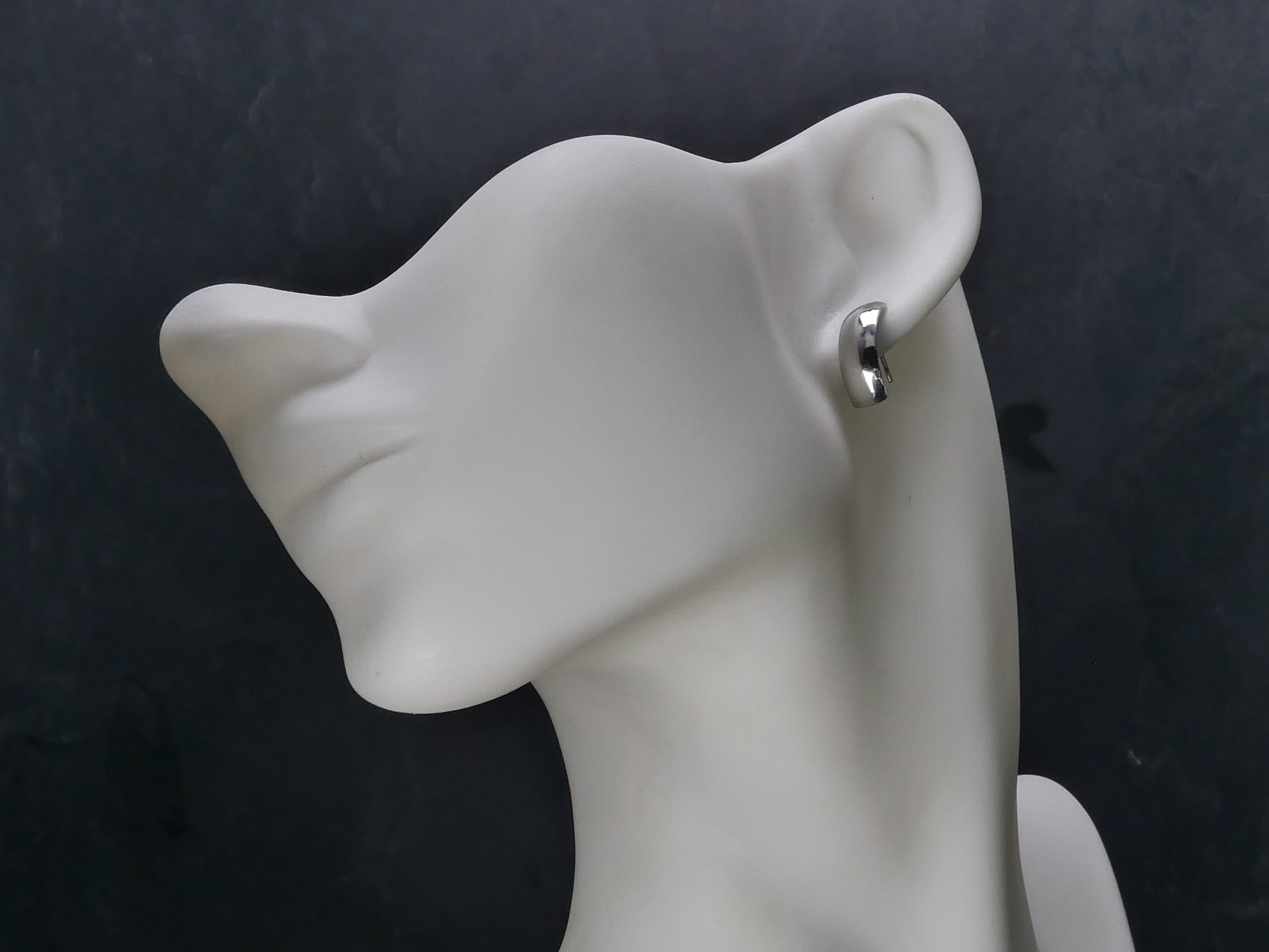 nerezové náušnice puzetové z chirurgické oceli(316L) ZOTA