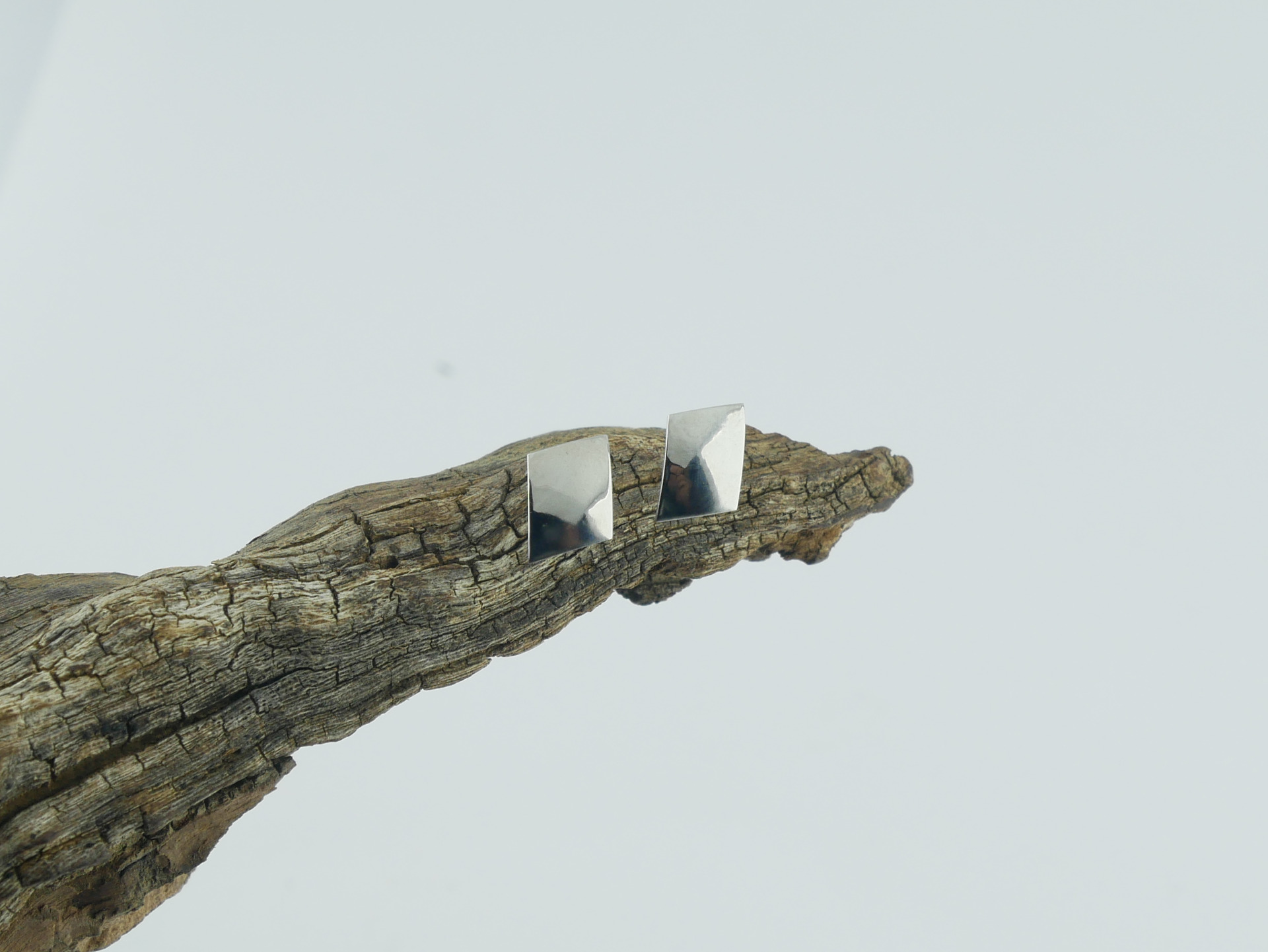 nerezové náušnice puzetové z chirurgické oceli(316L) ZOTA