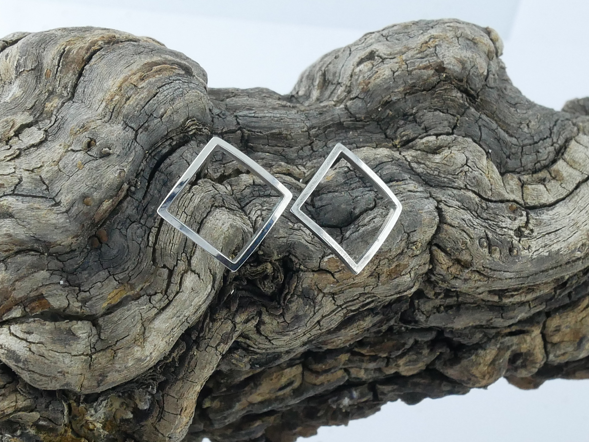 nerezové náušnice puzetové z chirurgické oceli(316L) ZOTA