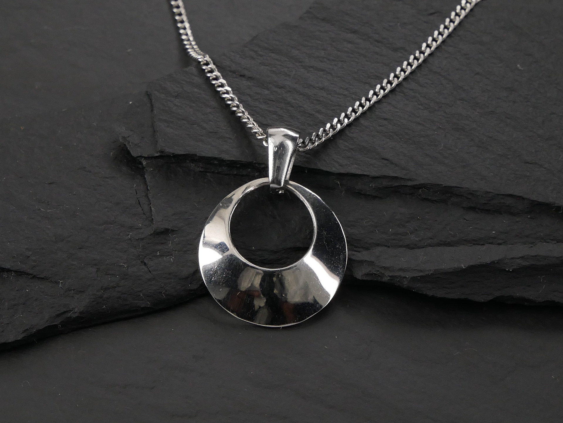 nerezový přívěsek z chirurgické oceli(316L) ZOTA