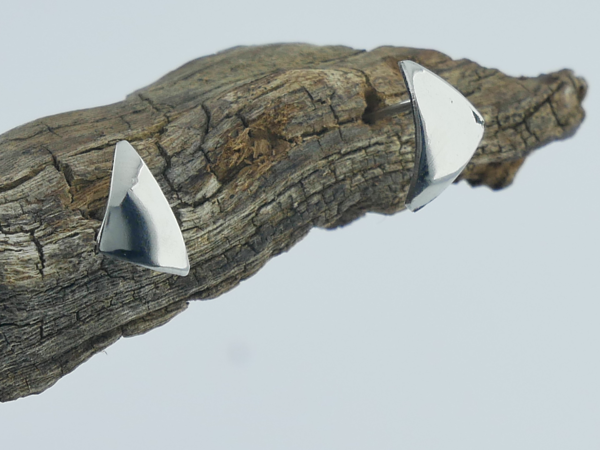 nerezové náušnice puzetové z chirurgické oceli(316L) ZOTA