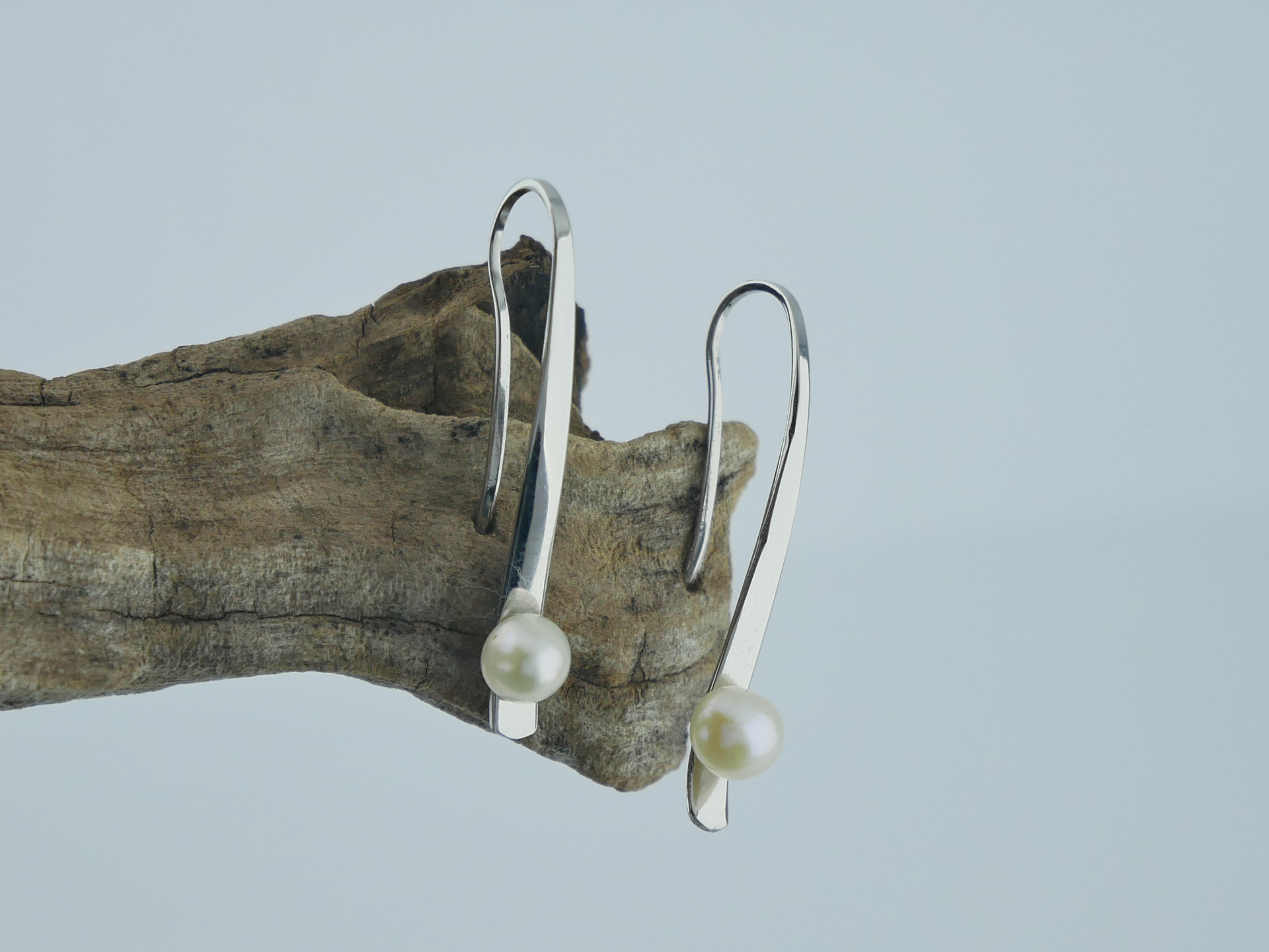 nerezové  perlové náušnice visací z chirurgické oceli(316L) ZOTA