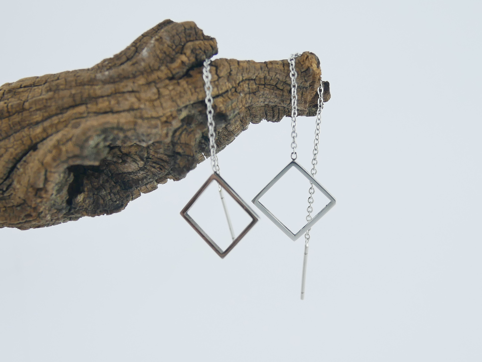 nerezové náušnice provlékací z chirurgické oceli(316L)ZOTA 