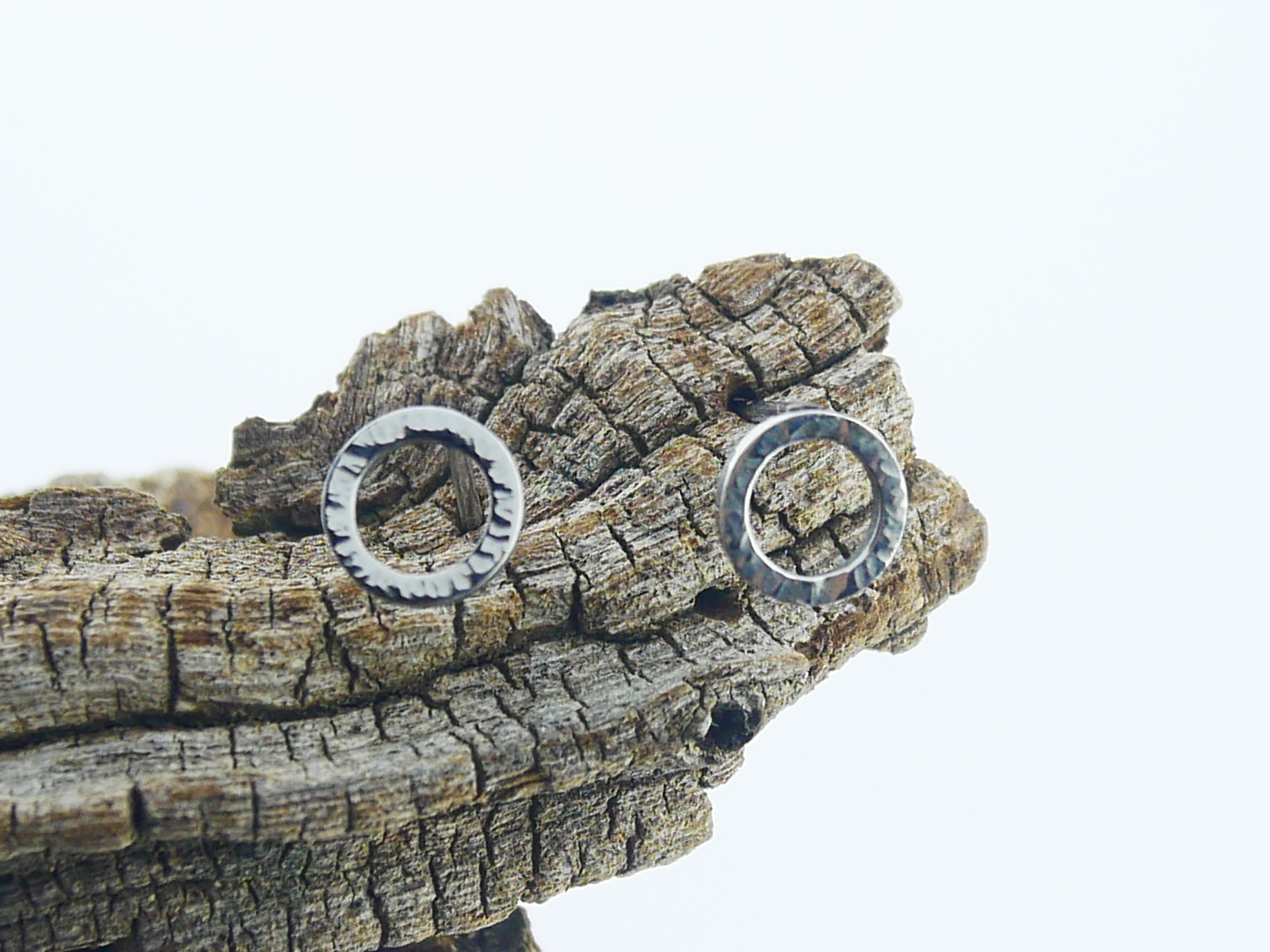 nerezové náušnice puzetové z chirurgické oceli(316L) ZOTA