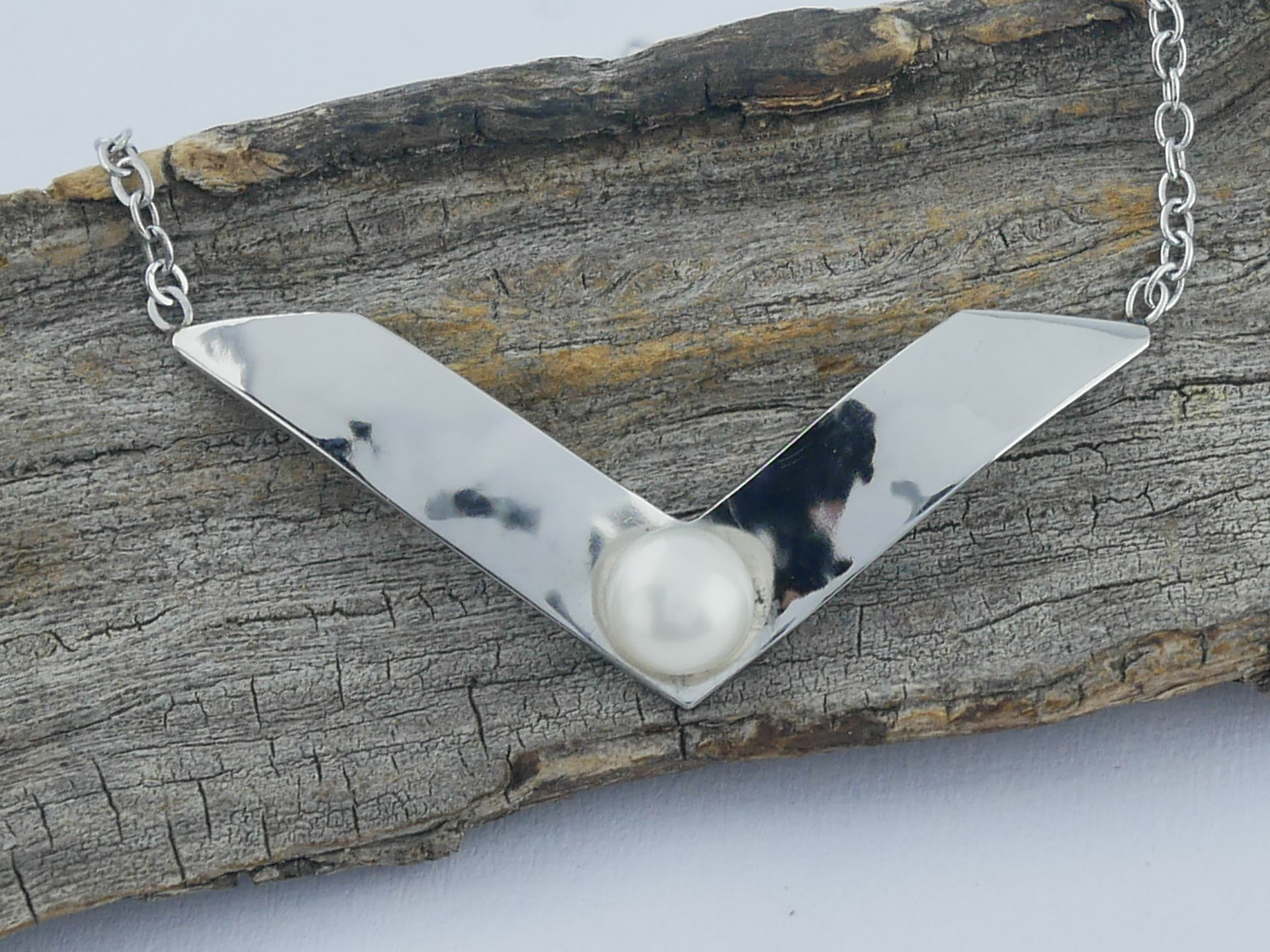 nerezový perlový  náhrdelník z chirurgické oceli(316L) ZOTA