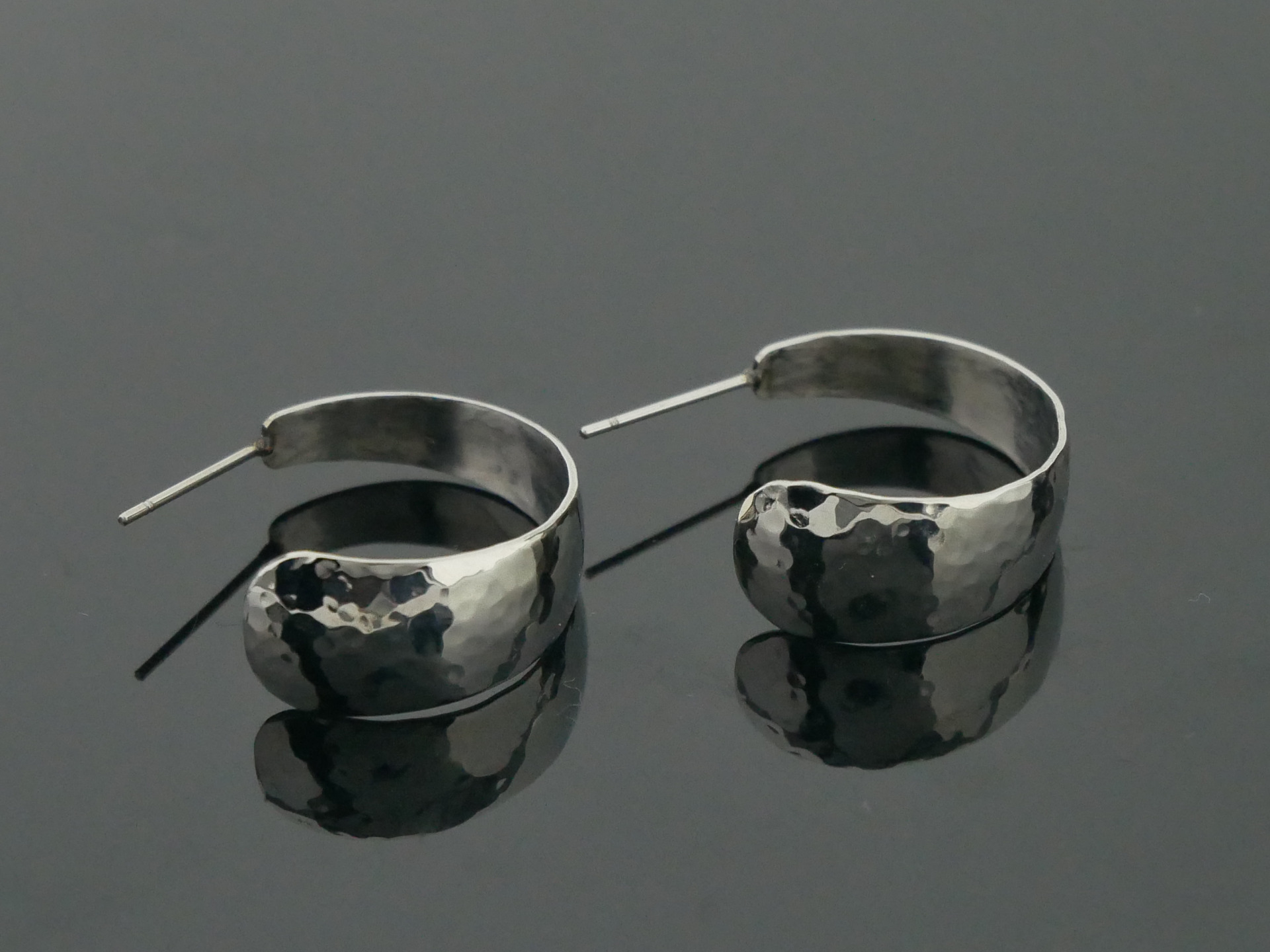 nerezové náušnice puzetové z chirurgické oceli(316L) ZOTA